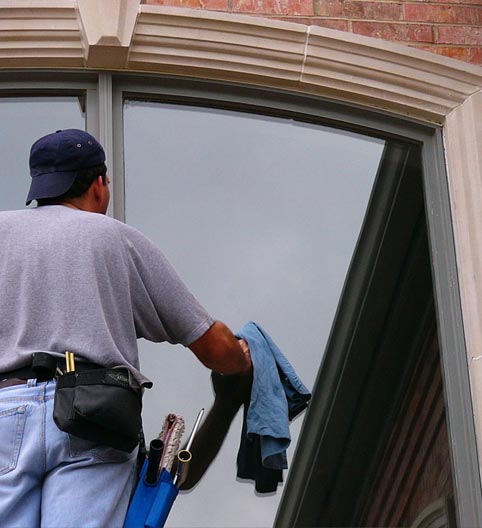 Window Washing at Magic Touch